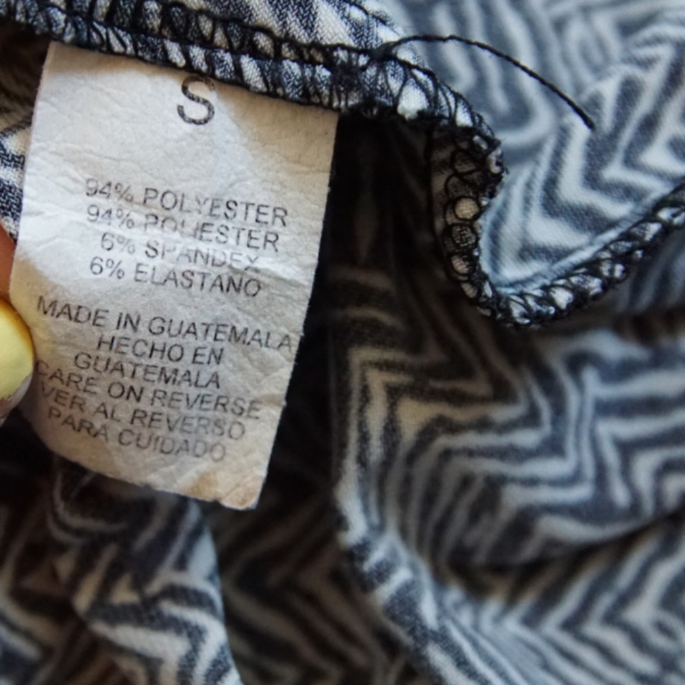 Women's Briggs New York Blouse - Picture 5 of 6